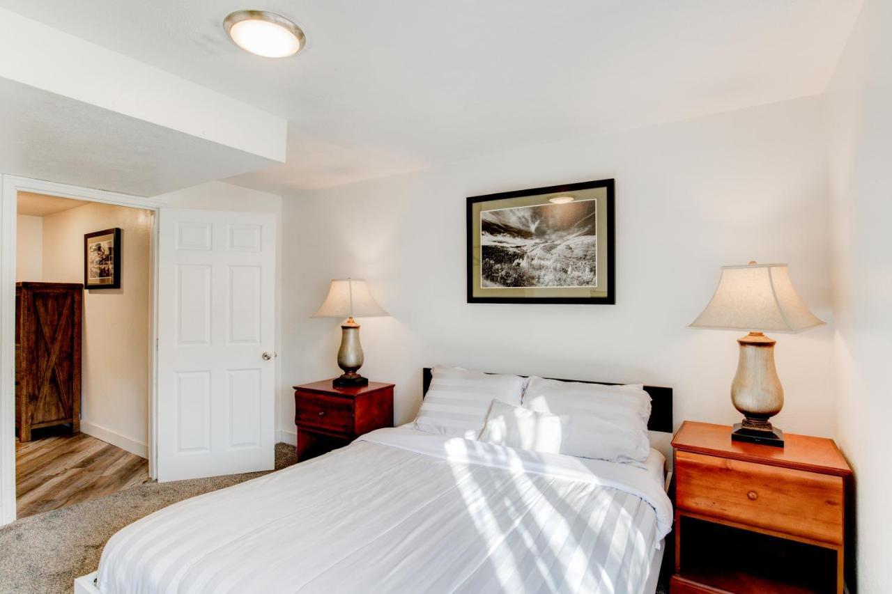 Modern Private Whole Unit 4 Bedroom Guest Suite King Bed Salt Lake City Exterior photo